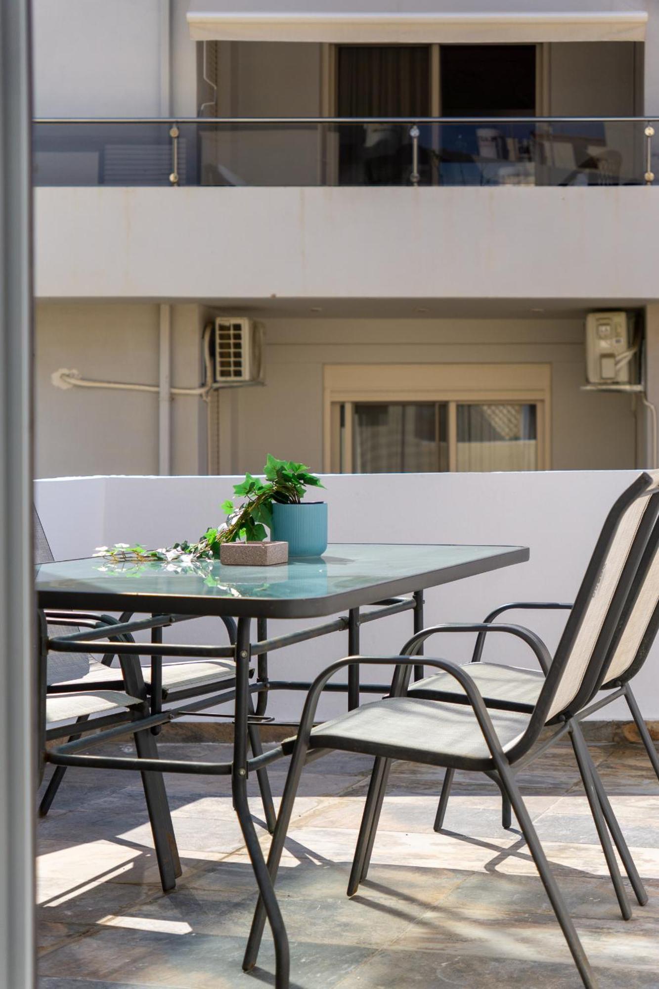 Sp City Apartment Iraklio Exterior foto