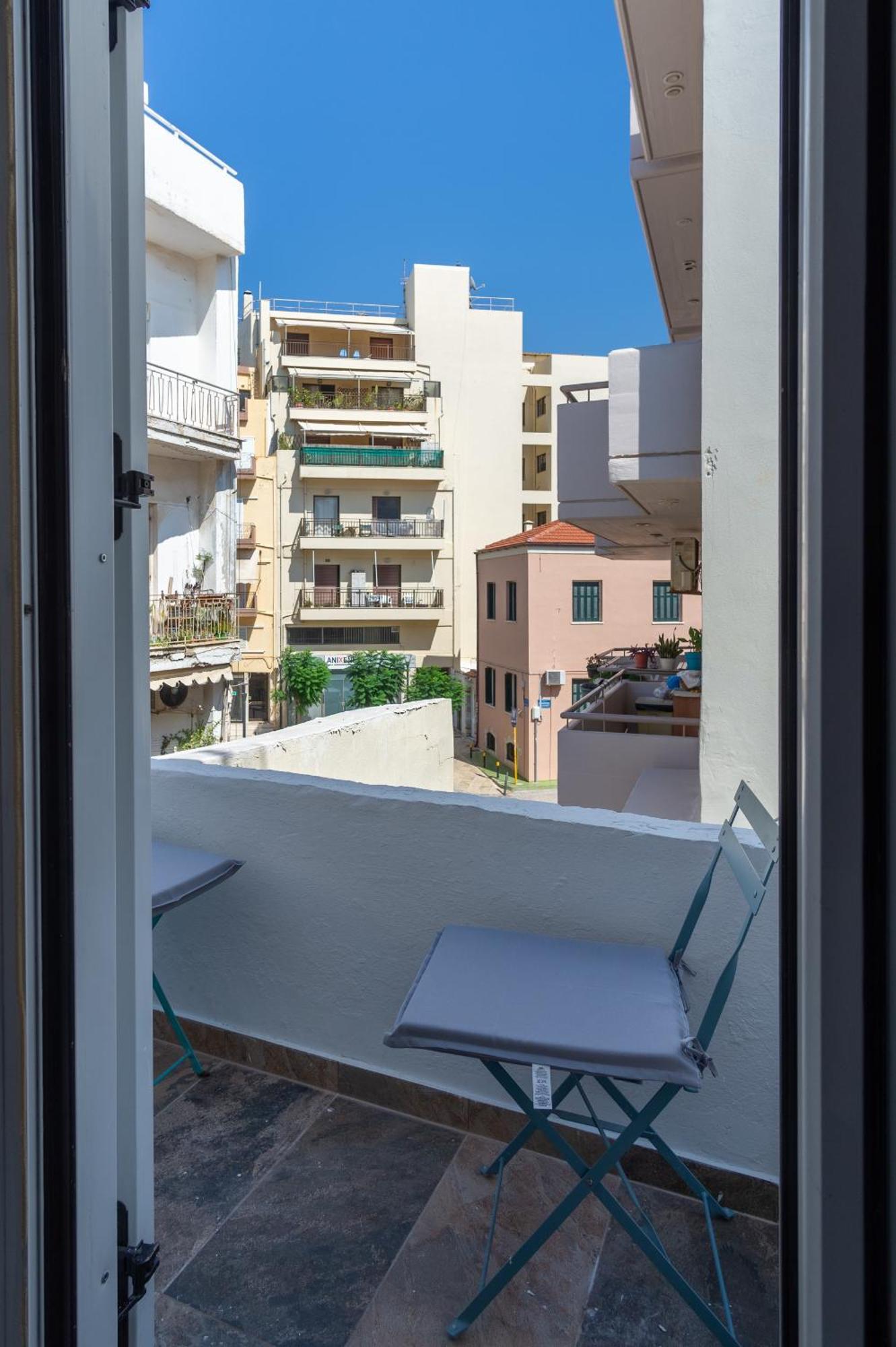Sp City Apartment Iraklio Exterior foto
